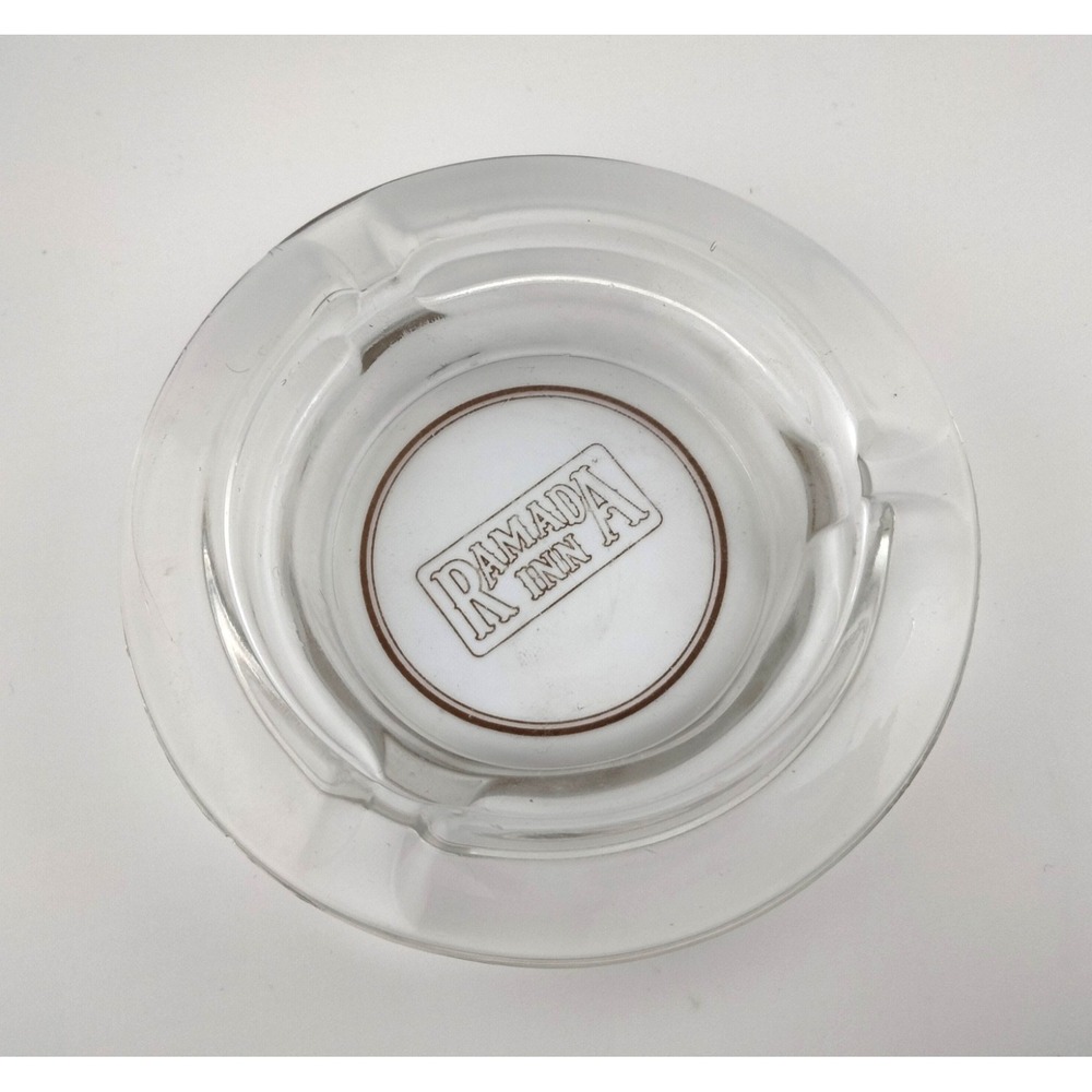 Vintage Collectible RAMADA INN 3 Slot Circle Cigarette Ashtray‎ - 4.25"